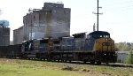 CSX 7671 leads train K760-21